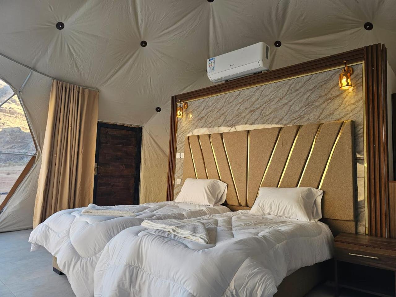 غرووب وادي رم Hotel Екстериор снимка