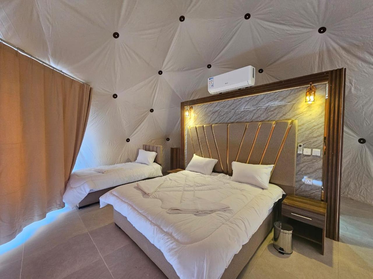 غرووب وادي رم Hotel Екстериор снимка